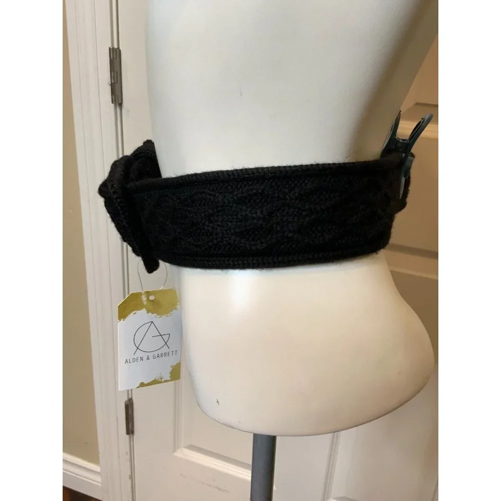 YSL Yves Saint Laurent Black Wool Cable Knit Belt, 45in | 115 cm